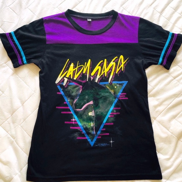 Lady Gaga Unicorn T - Picture 1 of 3